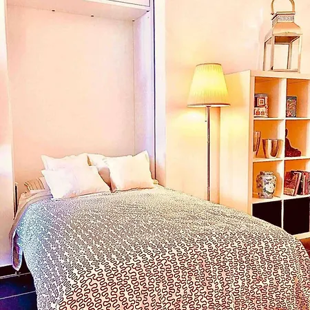 Comfortable In 43 M² Air Conditioned