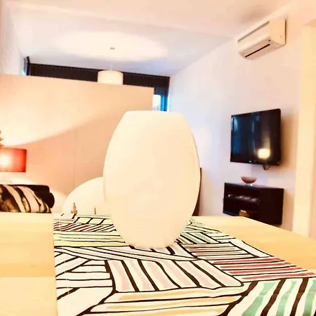 Appartement Comfortable In 43 M² Air Conditioned